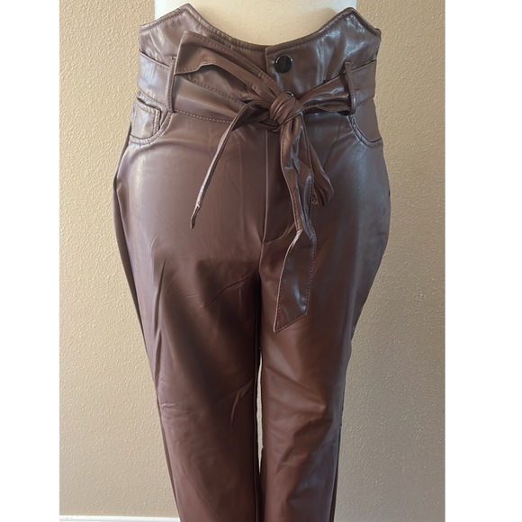 High waisted faux leather skinny pants - Picture 7 of 7